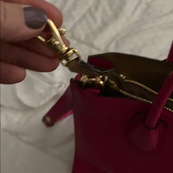 Satchel - Picture 5 of 7